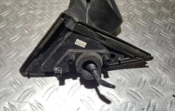 Nissan Primera Manual wing mirror 019342