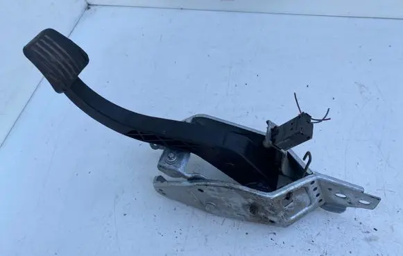 Clutch pedal
