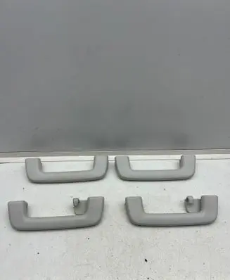 Ford Focus A set of handles for the ceiling A045B14