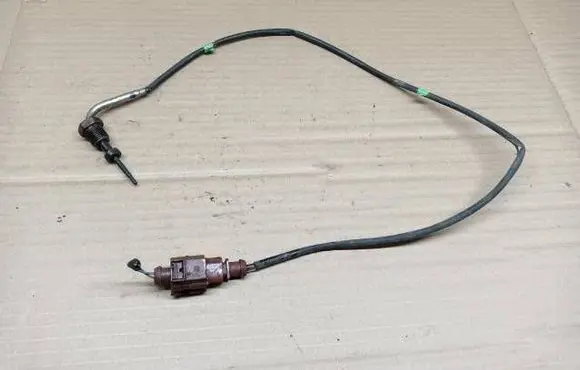 Volkswagen PASSAT B7 Exhaust gas temperature sensor 03L906088BH