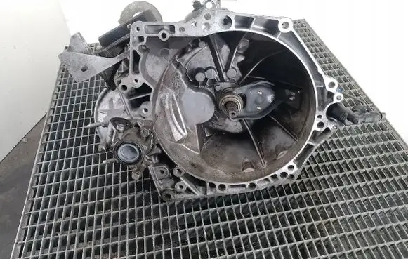 Peugeot 308 Manual 5 speed gearbox 20DP42
