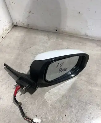 Honda Insight Front door electric wing mirror 