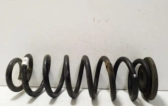 Volkswagen Tiguan Rear coil spring 5Q0512149B 5QF511115