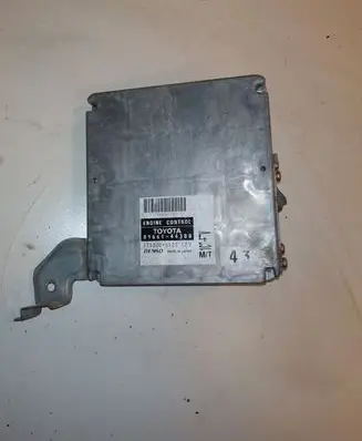 Toyota Avensis Verso Engine control unit/module 8966144300