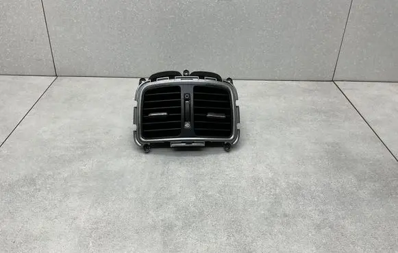 Hyundai Tucson TL Rear air vent grill 97040D7000
