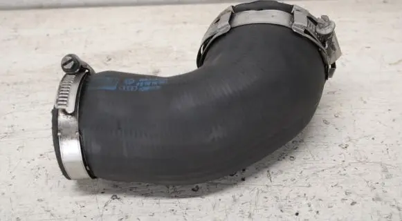 Volkswagen Golf V Intercooler hose/pipe 1K0145838L