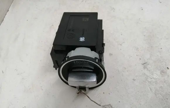 Volkswagen PASSAT B6 Ignition lock 3C0905843F 33303401 116026020
