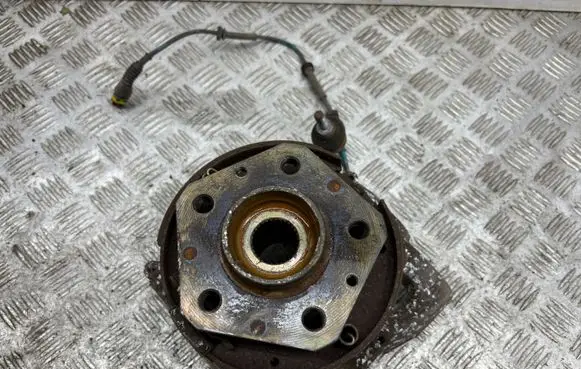 Maserati Quattroporte Rear wheel hub