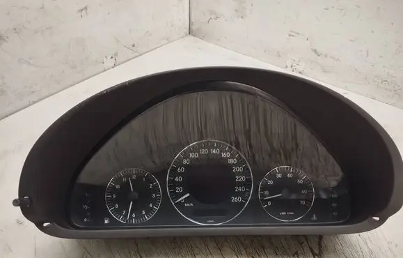 Mercedes-Benz CLK A209 C209 Speedometer (instrument cluster) 110080251001 A2095403111 020262