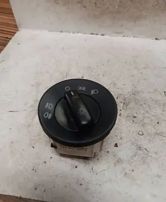 Skoda Octavia Mk2 (1Z) Light switch 746500470000 1Z0941431C