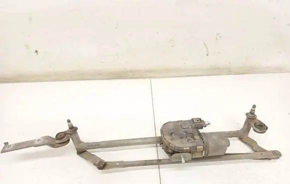 Volkswagen Golf VI Front wiper linkage and motor 5K2955023