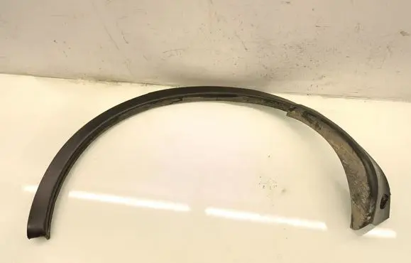 Nissan Qashqai+2 Rear arch trim 