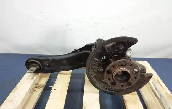 Mercedes-Benz B W246 W242 Front wheel hub spindle knuckle A2460306