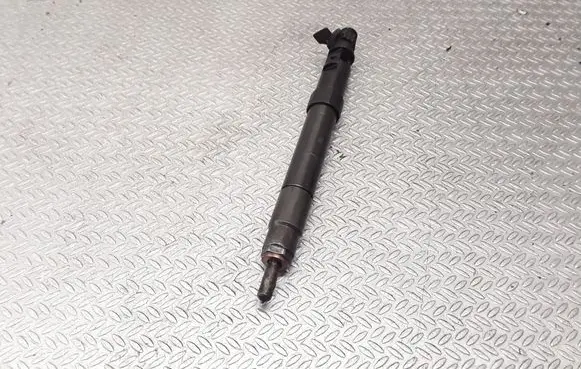 Fuel injector
