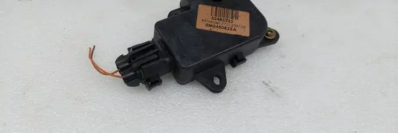 Renault Espace - Grand espace IV Air flap motor/actuator 52485222 0M0450825A 7701206538