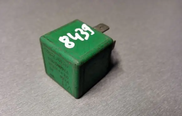 Ford Scorpio Other relay 83BG13A025CA V23134E8X39