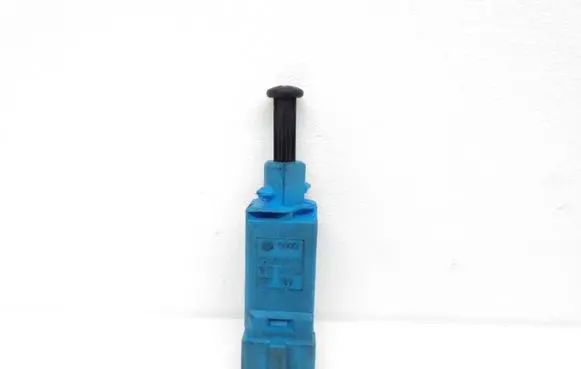 Clutch pedal sensor