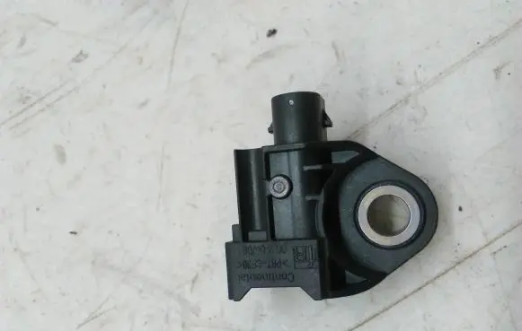 Mercedes-Benz E W213 Airbag deployment crash/impact sensor A2139051300 869108 20575