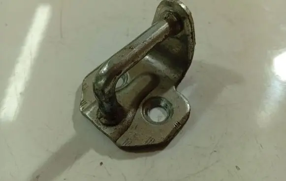 Fiat Fiorino Rear door lock loop/hook striker 