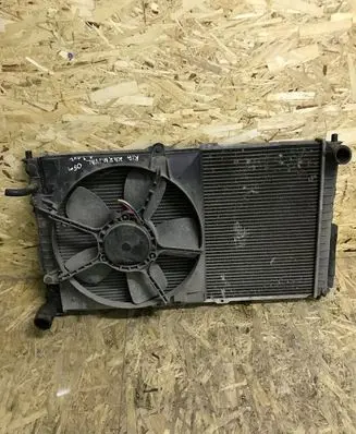 KIA Carnival Coolant radiator