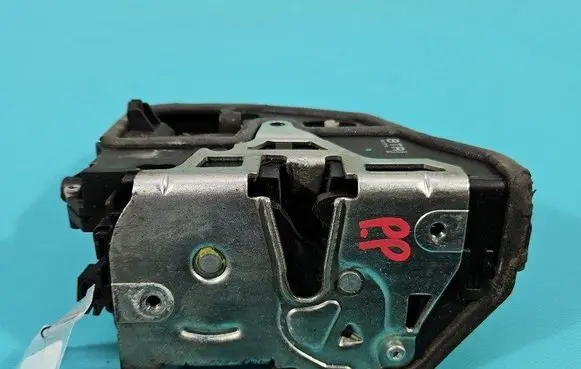 BMW 3 E90 E91 Front door lock 7059974 IMPRK1489854