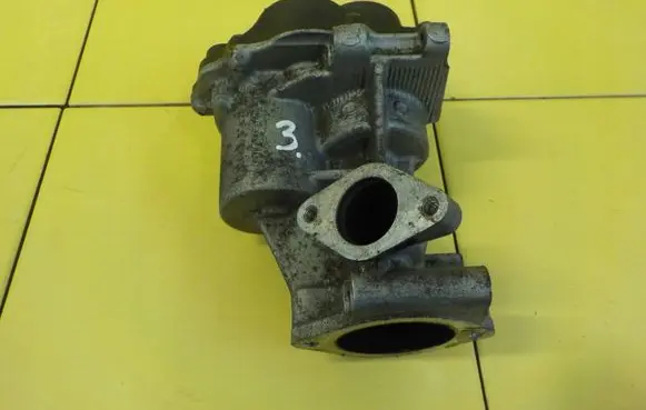 Land Rover Range Rover L322 EGR thermostat 13SP30