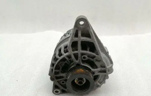Mercedes-Benz CLA C117 X117 W117 Generator/alternator A0009063322
