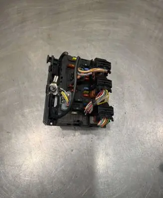 Citroen C3 Fuse module 9664055580