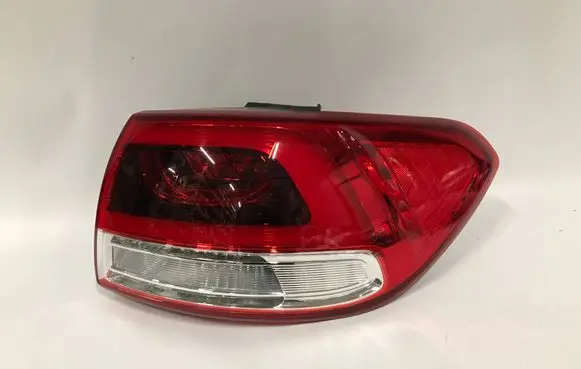 KIA Sorento Rear/tail lights 92402C51