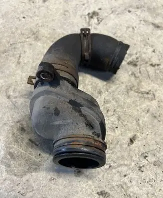 Land Rover Discovery 3 - LR3 Engine coolant pipe/hose