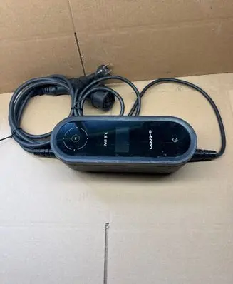 Audi e-tron Electric car charging cable 8V4971675 0000000954 HW01340W16