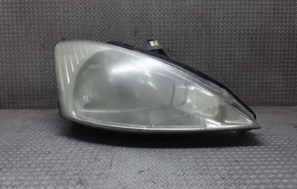 Ford Focus Headlight/headlamp