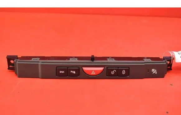 Land Rover Range Rover Sport L320 Hazard light switch YUL500570WUX