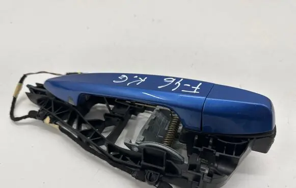 BMW 2 F46 Rear door exterior handle