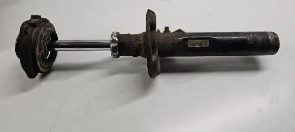 Volkswagen PASSAT B6 Front shock absorber/damper