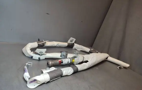 Tesla Model 3 Roof airbag 107782700E
