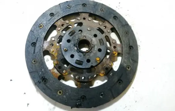 Mazda 3 I Clutch pressure plate 201878001641