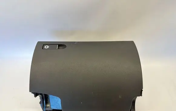 Mercedes-Benz C W204 Glove box A2046802691