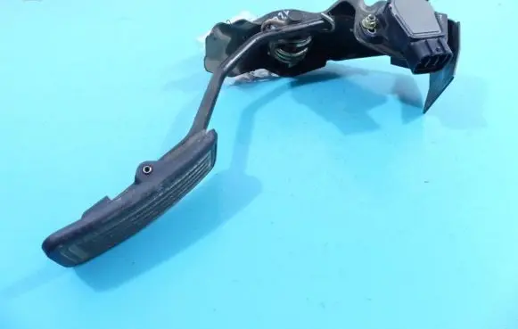 Toyota Corolla E120 E130 Accelerator throttle pedal 89281-47010 IMPRK1263716