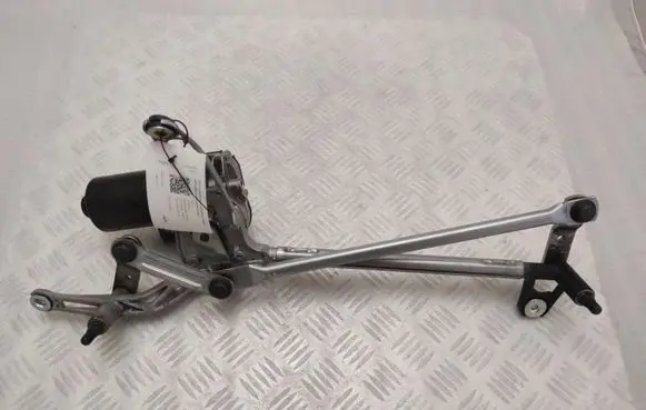 Volvo XC60 Front wiper linkage and motor W000078604 W000081891