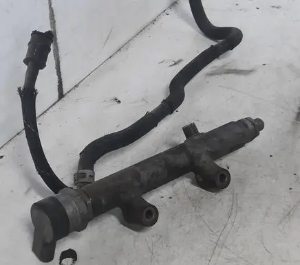 Volkswagen Touareg II Fuel main line pipe 059130090CN 900000439 0281006075
