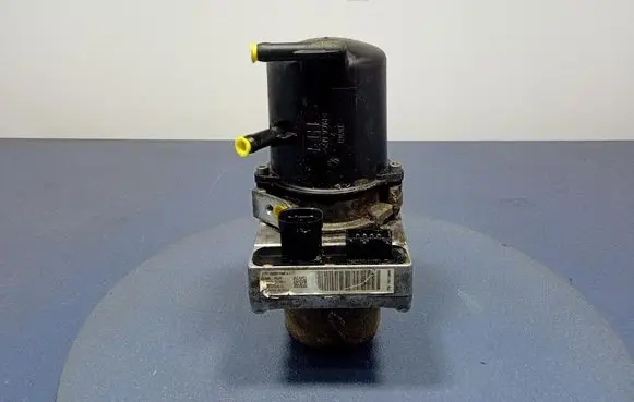 Citroen C5 Power steering pump 9657739080