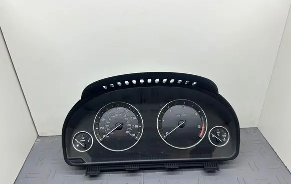 BMW 5 F10 F11 Speedometer (instrument cluster) 25811511 9249347 2119948