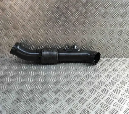 KIA Sportage Air intake duct part 28130P0400