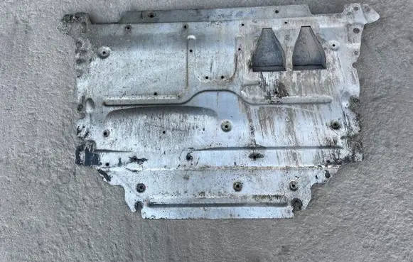 Audi A3 S3 8P Engine splash shield/under tray 8P7825238B 14408
