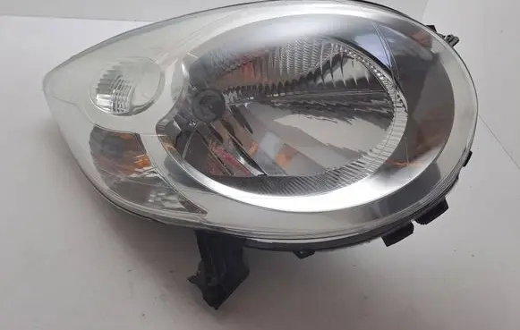 Citroen C1 Headlight/headlamp 811100H090