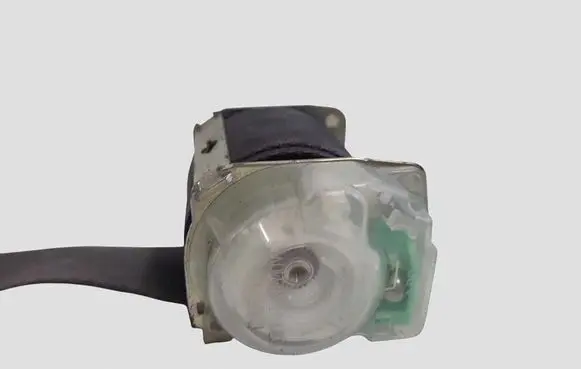 Toyota Previa (XR30, XR40) II Front seatbelt C085501