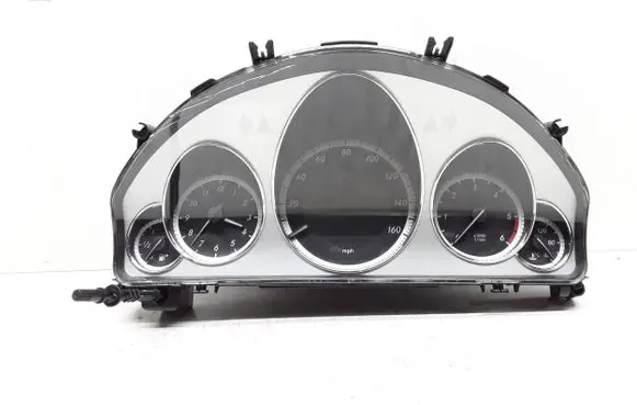 Mercedes-Benz E C207 W207 Speedometer (instrument cluster) A2129003509