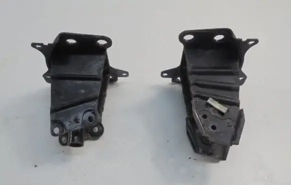 Audi A3 S3 A3 Sportback 8P Front bumper shock/impact absorber 8P0807133