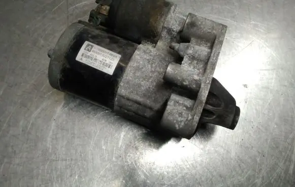 Peugeot 207 Starter motor V75500178004 M000T32271ZE